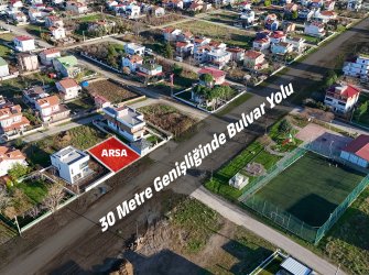 DENİZ TARAFINDA BULVAR CEPHE SATILIK ARSA
