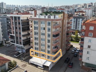TRAMVAYA CEPHE BİNA GENİŞ 3+1 KİRALIK DAİRE