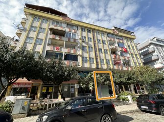 ÖMÜREVLERİNDE 25 M2 GALERİ KATLI DÜKKAN